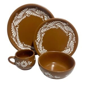 Vajilla Fondo Cafe Con Blanco Cenefa De Flores Y Centro Limpio