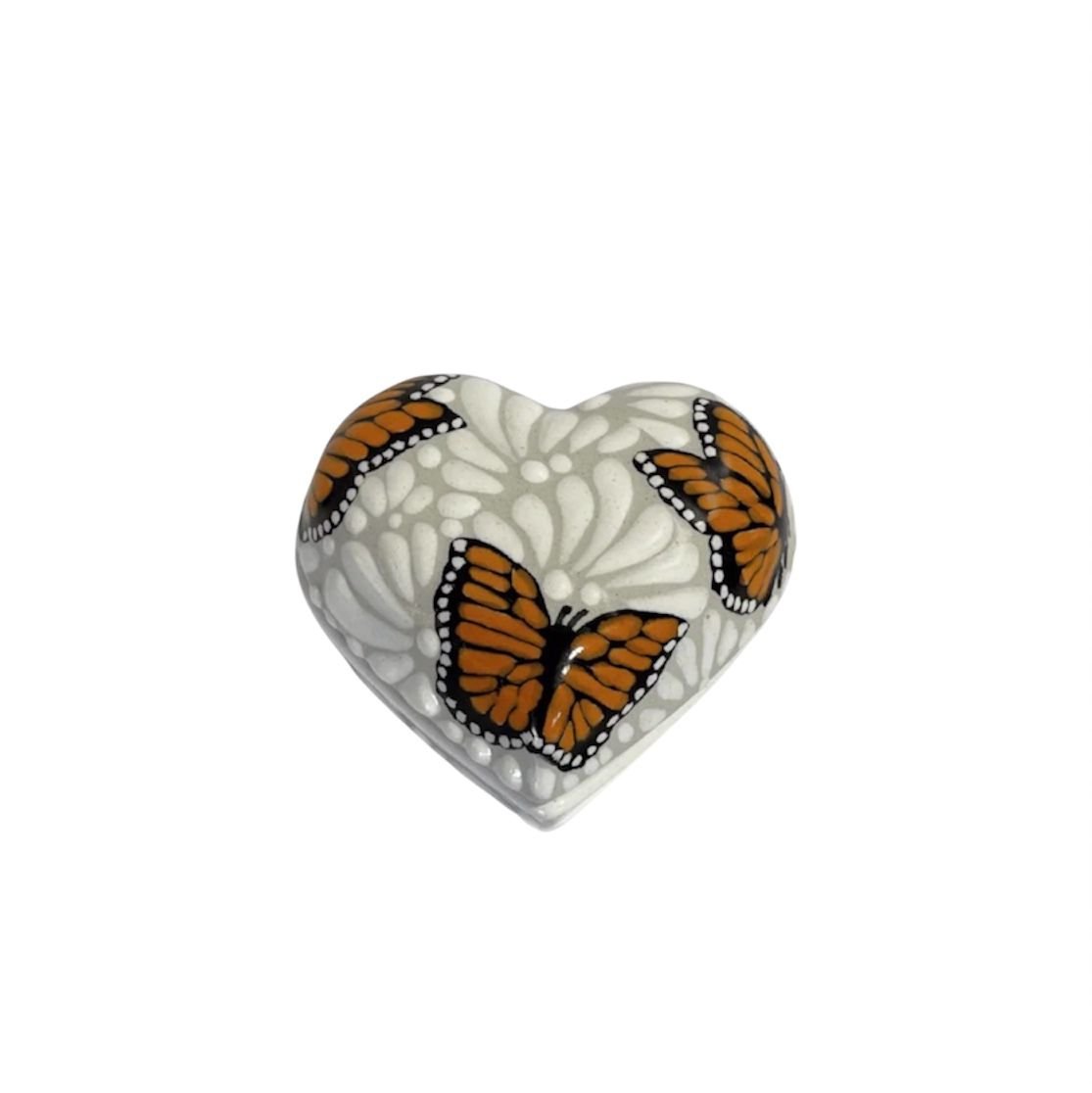 Alhajero Corazon Chico Fondo Blanco Con Blanco Mik Mariposas