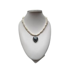 Collar Piedra De Rio Con Corazon Fondo Tradicional con Azul Cenefa