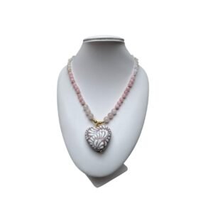 Collar Cuarzo Rosa Con Corazon Fondo Rosa con Blanco Cenefa