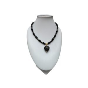 Collar Piedra Natural Fondo Negro Con Negro Mik Corazon