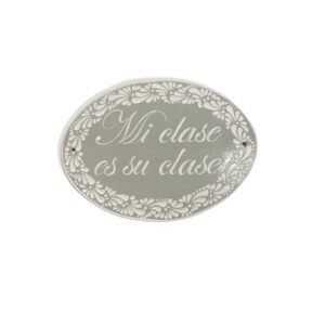 Placa Exterior De Casa Fondo Tradiconal Con Blanco