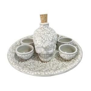 Set Licorera Forma Calavera Fondo Tradicional con Blanco Mik